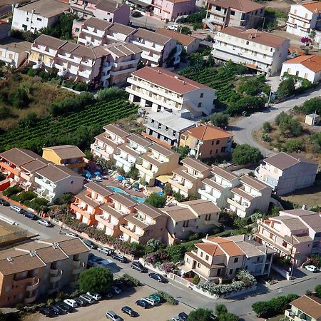 Borgo Del Tennis - Sa Ventana 2 Badesi Esterno foto